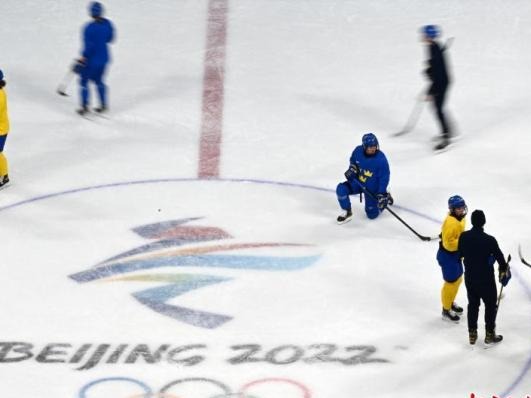 北京冬奥初体验，瑞典女冰队长连说三个“super”