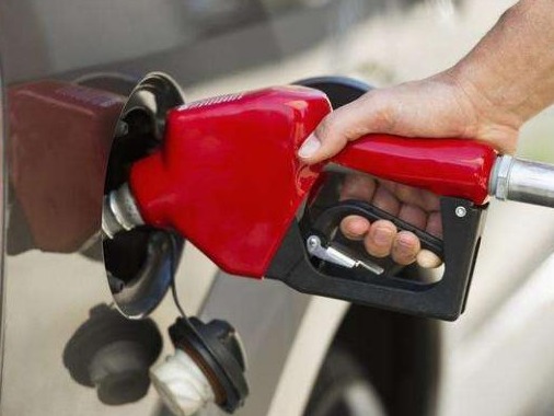 国际油价创七年新高，国内汽柴油价格再度推高年内两连涨
