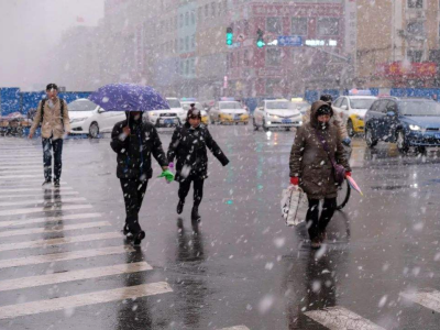 中东部地区出现大范围雨雪天气，深圳未来两日气温明显下降至10℃