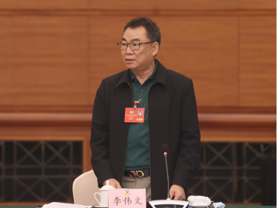 住深省政协委员李伟文：实施教育培训学分制建普职教“立交桥”