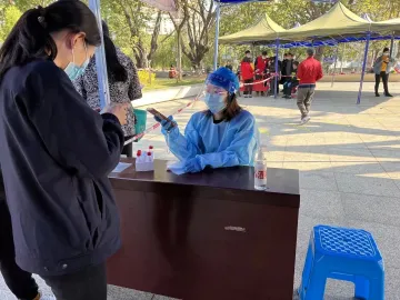 志愿服务抗疫情 人民教师显担当——光明区田寮小学教师志愿者支援抗疫一线