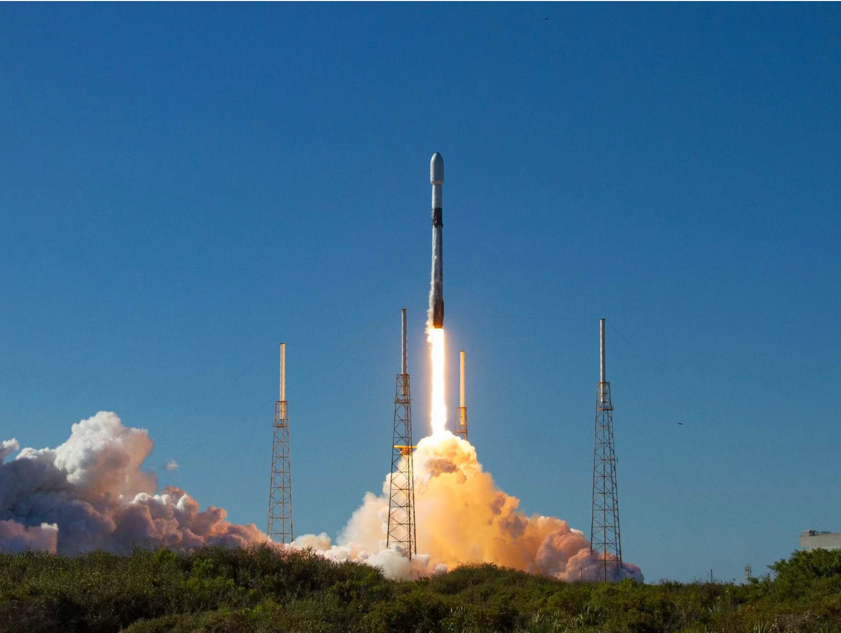 SpaceX今年计划发射52次：平均一周发射一次