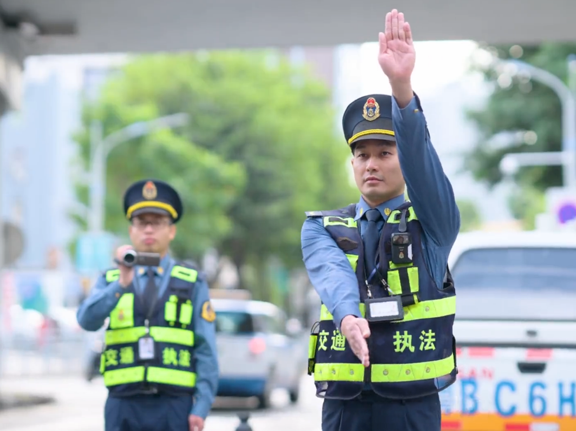 读特法治深闻 | 严查非法营运，严打超载拒载！深圳市交通运输行政执法支队三方面保障春运交通运输秩序（2022.1.19）