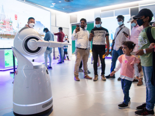 迪拜世博会迎来中国国家馆日，深企优必选机器人展示中国AI创新力