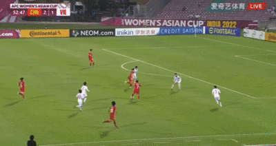 王霜一球两助攻！中国女足3-1逆转越南，晋级女足世界杯