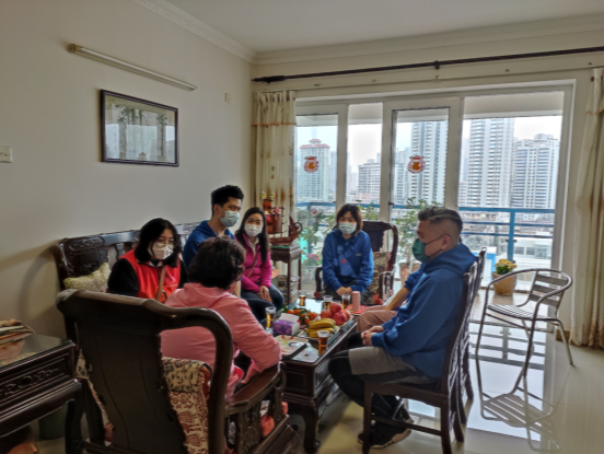 广州“玫瑰计划”公益项目开展“玫瑰家庭”新春慰问活动