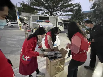 长凤幼儿园爱心餐温暖社区防疫人
