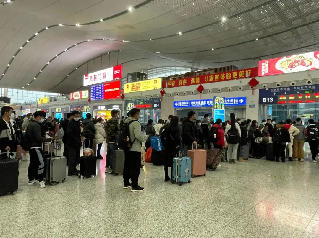 赣深高铁春运首秀！深圳铁路部门：今年春运高峰将较为平缓