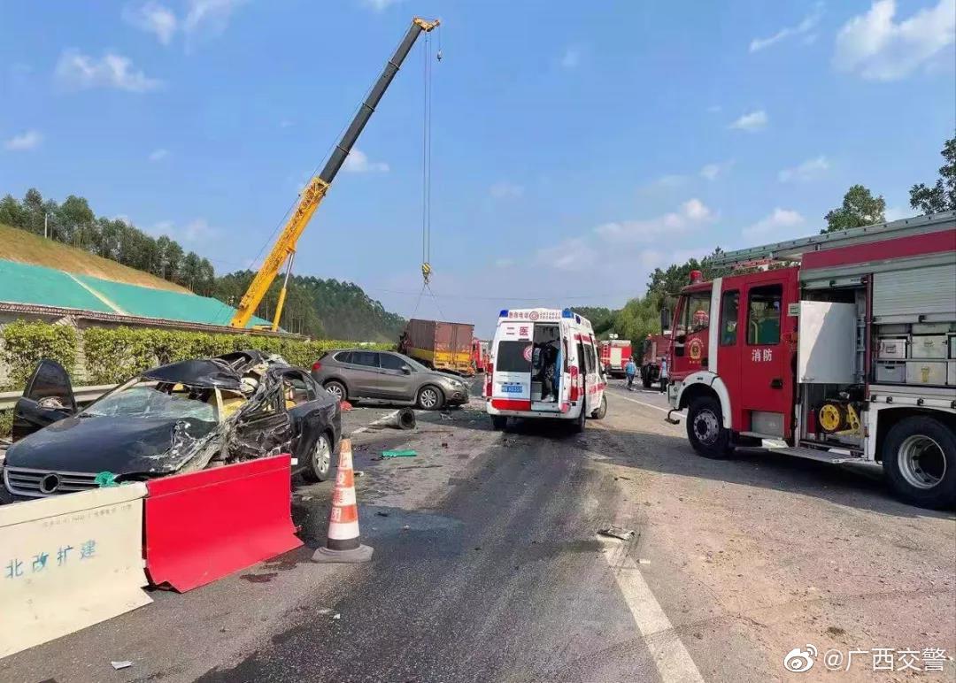 广西G75兰海高速5死1重伤交通事故原因查明，司机陈某被逮捕