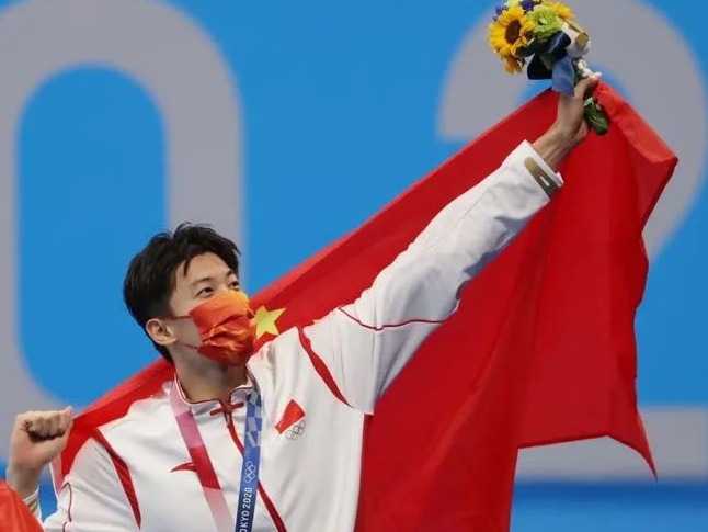 打破美国混泳17年垄断，汪顺获评2021亚洲最佳男子游泳运动员