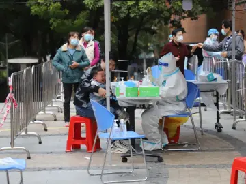 “因为我是共产党员！” 援疆医生回深后这个举动太感人！