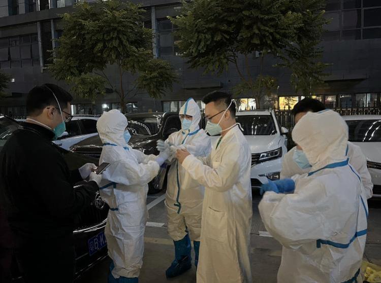 “我还是忍不住要想你！”——平湖公共卫生服务中心应急采样人员邱燕妹 