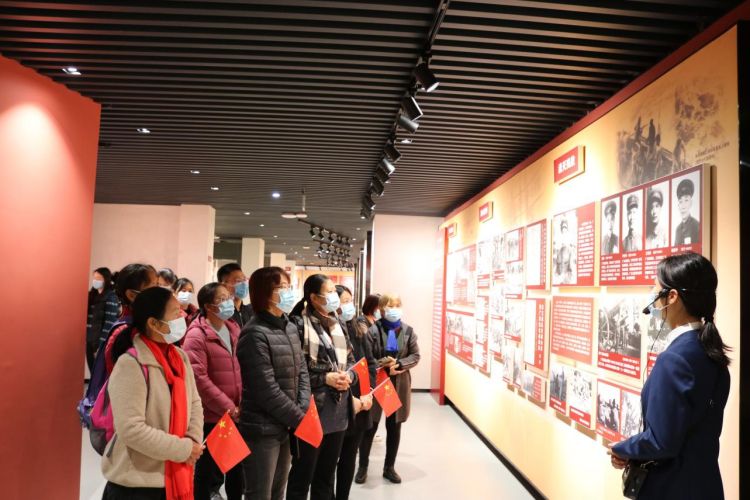 汲取奋进力量，江岭社区开展红色教育学习系列活动
