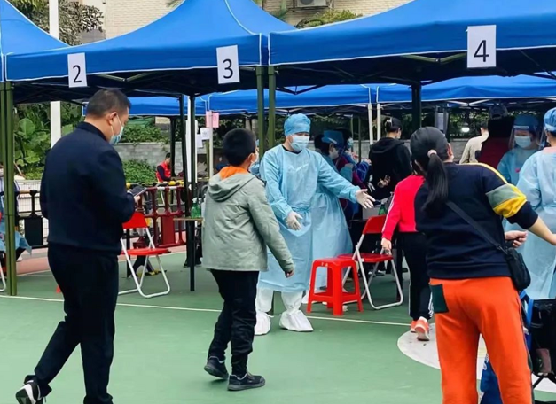 园丁亦战士！龙岗教育系统上万名党员和教师志愿者争当抗疫先锋