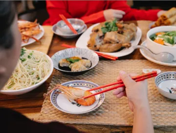 深圳人年夜饭怎么吃？在家吃其乐融融 在外吃年味浓浓！