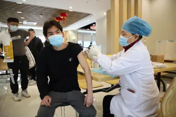 “圳产”新冠疫苗正式启动加强针接种  研究显示康泰生物新冠灭活疫苗进行加强免疫后中和抗体滴度显著提升