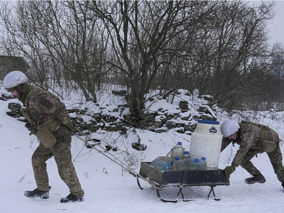 俄媒：乌克兰政府军向乌东地区发射炮弹