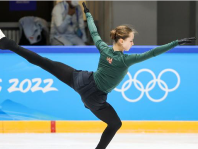 俄花滑选手瓦利耶娃获准继续参加冬奥会，克宫：希望她获胜