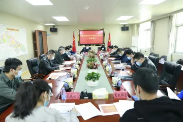 坚持“防疫+公共文明”两手抓 凤凰街道部署2022年公共文明创建工作 