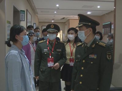 深圳上半年“准女兵”接受体检，清一色女大学生！