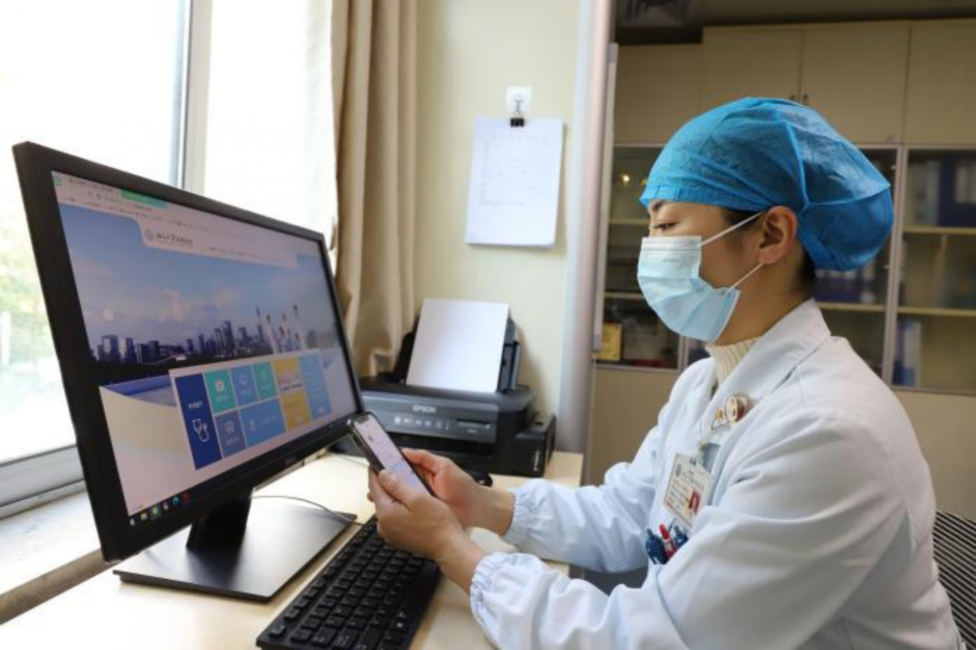 疫情期间少跑动想看病怎么办北大深圳医院互联网医院线上诊疗来帮忙