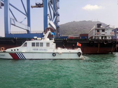 深圳海事部门为供港物资运输“海上快线”保驾护航