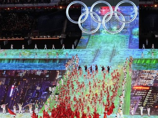 国际奥委会盛赞北京冬奥会：性别最均衡，45%的开幕式旗手为女性