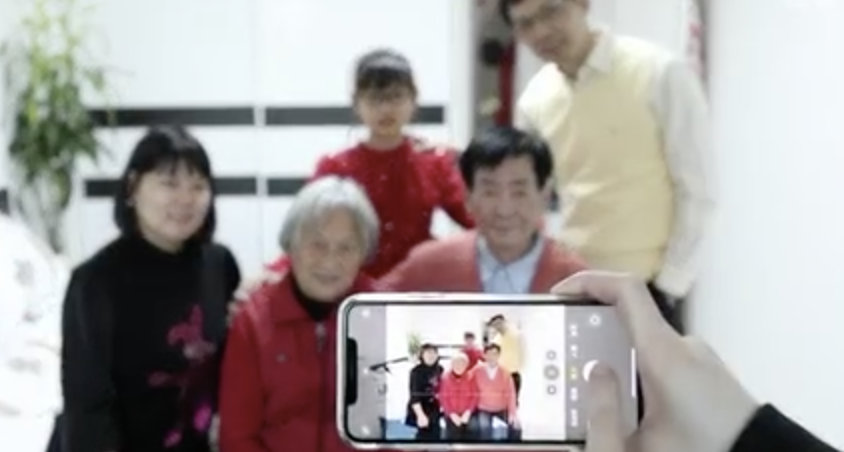 用手机拍全家福要注意什么？