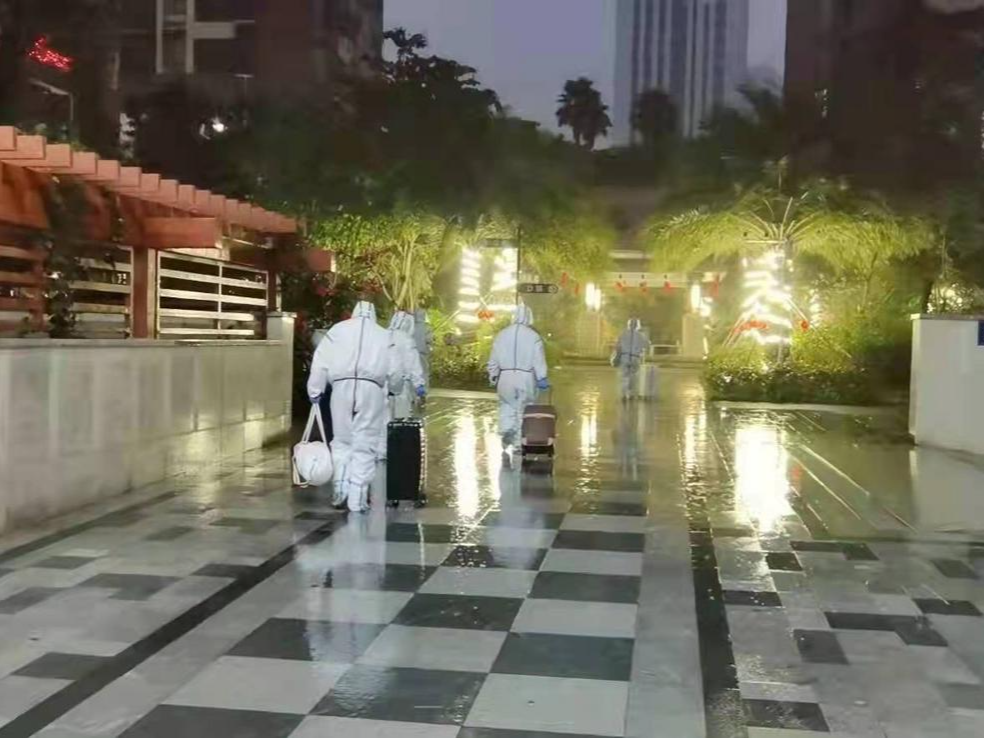 除夕不眠夜，龙岗平湖街道社区工作者们的别样跨年