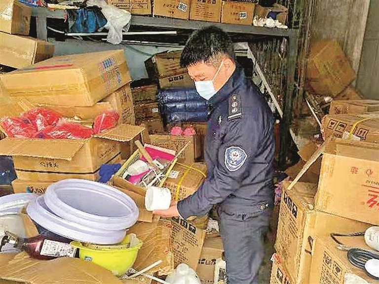 福永安全巡查专项行动 查扣一批无牌无证产品