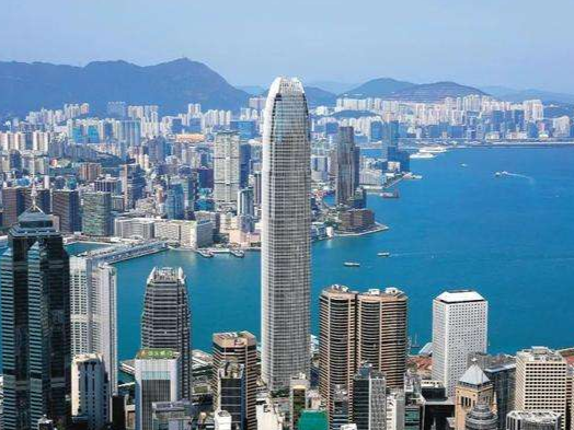 林郑月娥宣布2022年香港特区行政长官选举推迟至5月8日举行