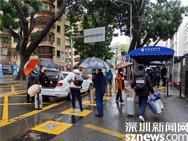 高三学子今日返校 混合式教学不落一人