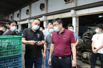 新湖街道检查企业安全生产及疫情防控工作  