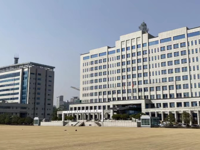 韩媒：韩国总统府将迁出青瓦台，搬至国防部大楼 