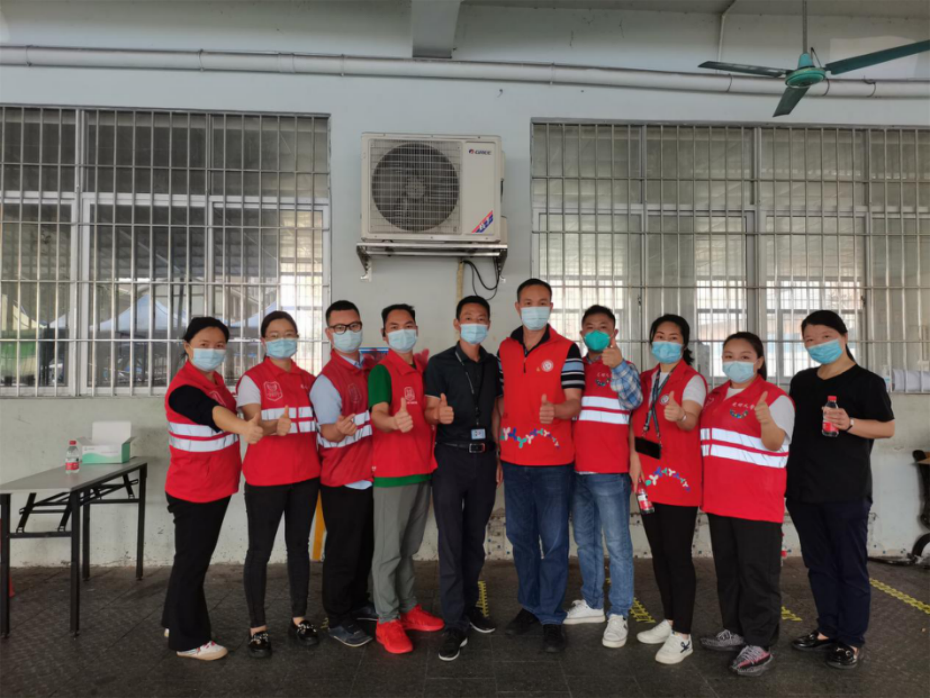 马山头社区组织百名志愿者参与疫情防控