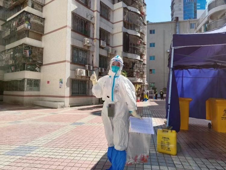 不一样的色彩！东门女网格员化身“督导员”“心理辅导员”“生活服务员”