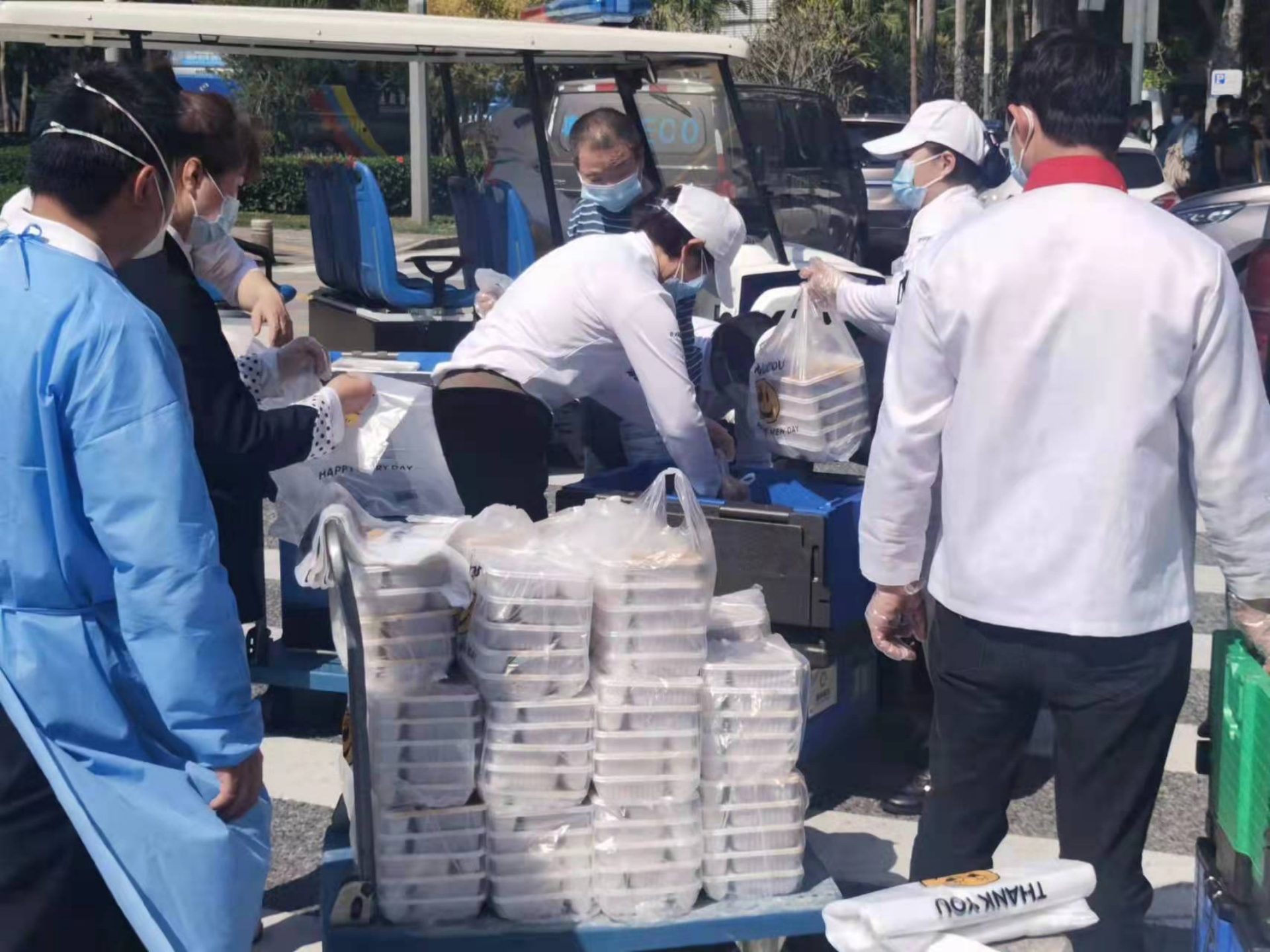 深夜吹响“集结号”！这支民兵分队通宵达旦支援抗疫提供34万份餐饮