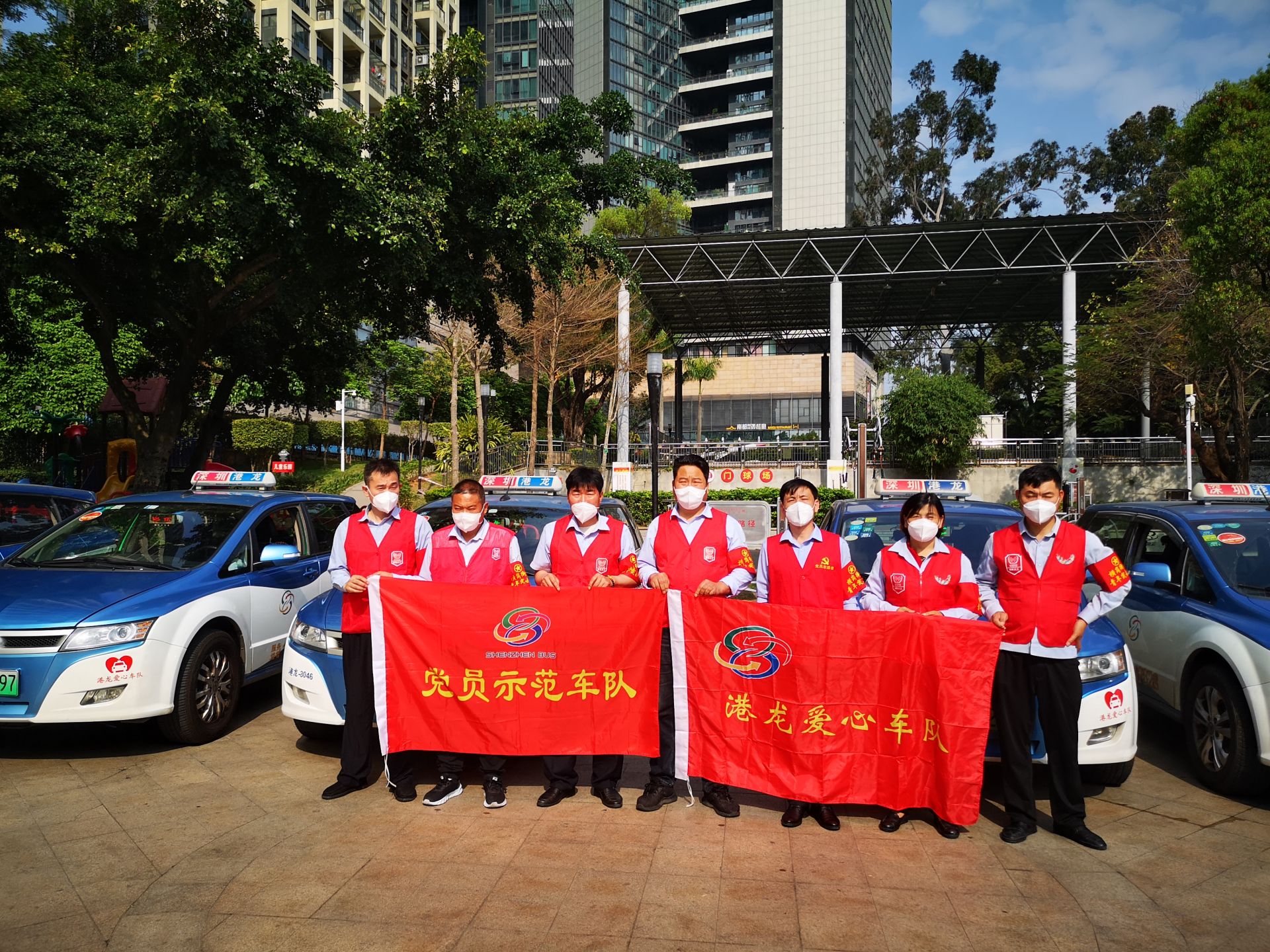 龙岗区横岗街道“港龙党员示范车队”：战疫一线，有需求“马上出发”！