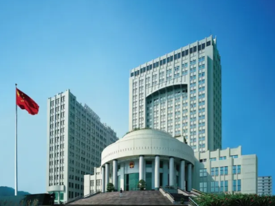 3月21日起，深圳市中级人民法院恢复现场开庭及现场诉讼服务