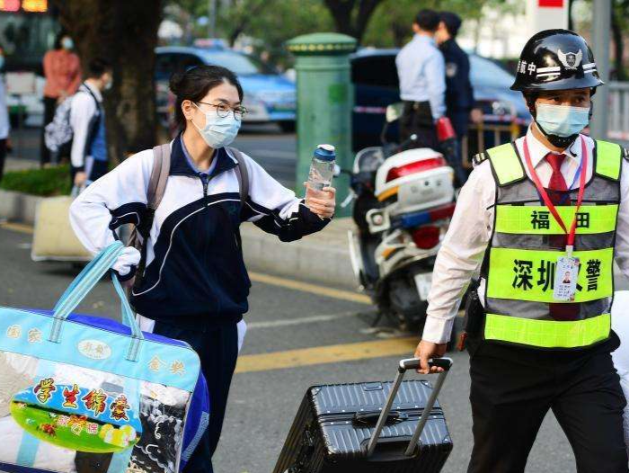 明确了！深圳寄宿制高中未返校高三师生符合条件3月8日15时后返校