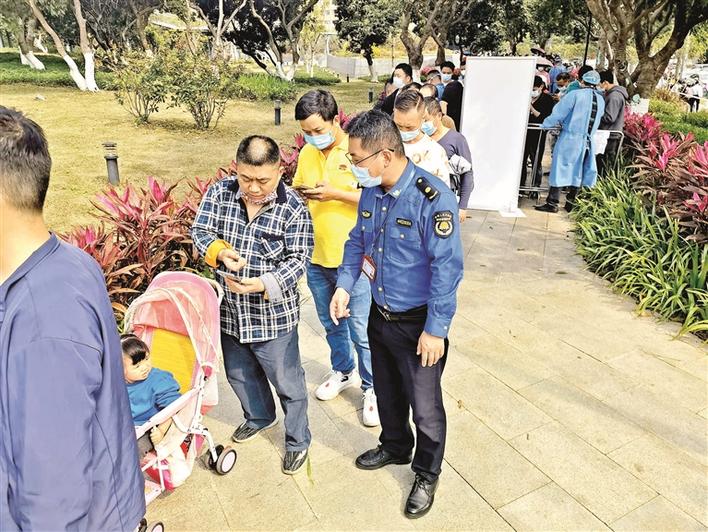 玉塘街道综合执法办一中队队长王石峰：无私奉献勇担当 多次收到感谢信