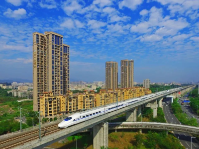 在粤全国人大代表建议：将深汕高速铁路延伸至梅州