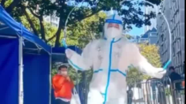 “大白” 战疫情全力以赴 放松身心也有高招