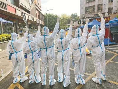 深圳城管党员干部奔赴街道社区战“疫”前线，共同守护家园