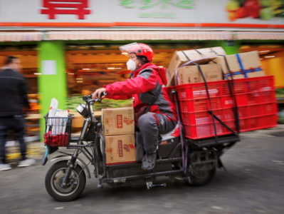 深圳：全力打通保供运输堵点，让物资更快抵达家门口