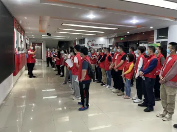 凤凰街道28支“党群战疫先锋队”服务群众6万余人次