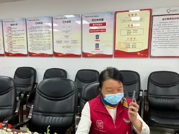 我的抗疫志愿者日记｜方俊领：“克服困难需要心的力量”