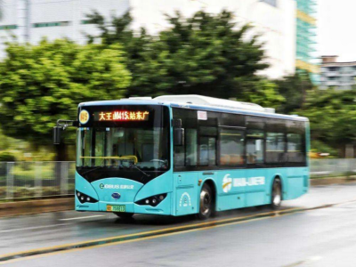 即日起，乘坐深圳市内公共交通须持48小时核酸检测阴性证明及扫场所码
