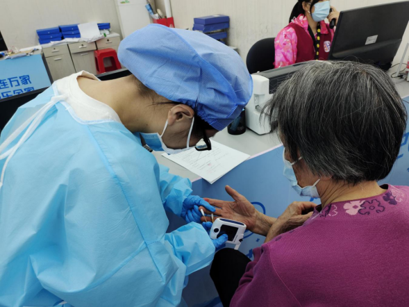 当好群众的“备忘录”，长圳社区全力推进疫苗接种工作