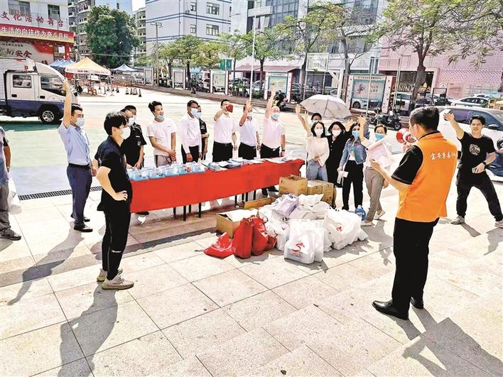 兴东社区开展禁毒安全主题普法宣传活动  居民答题闯关学习禁毒知识